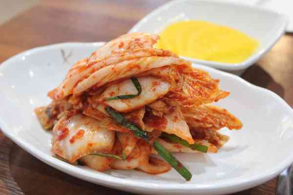 Study: Bacteria in Kimchi Could Eliminate Nanoplastics from Body