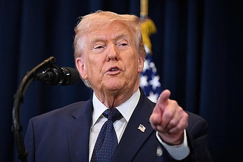 Trump Urges S. Korea and Other Countries to Send Warships to Keep Strait of Hormuz Open