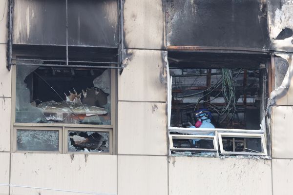 Police Request Forensic Analysis to Determine Cause of Fire at Capsule Hotel in Seoul