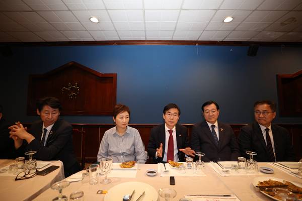 S. Korean Lawmakers Convey Woes of Domestic Firms to Washington over Section 301 Investigations