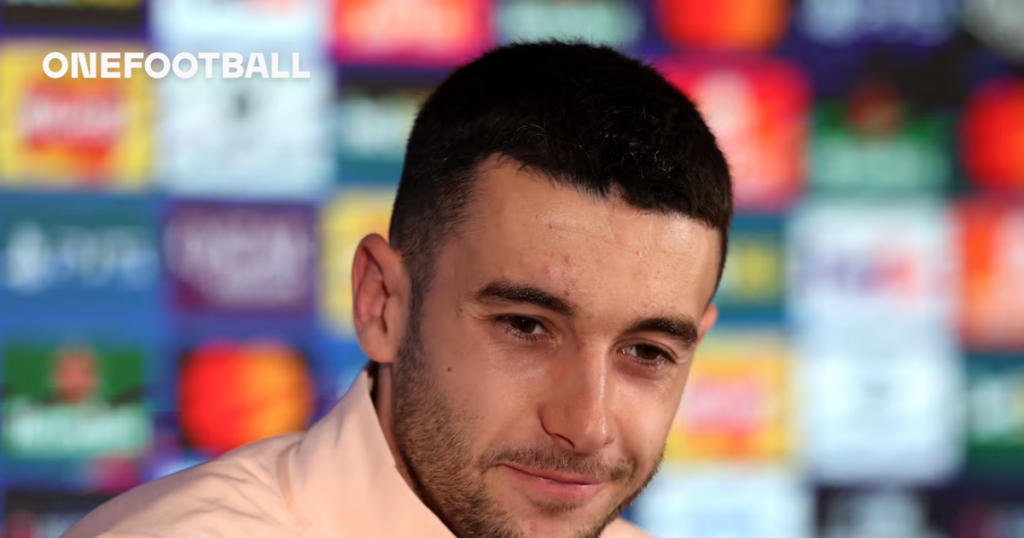 De la Fuente leaves Joan Garcia out of Spain v Serbia