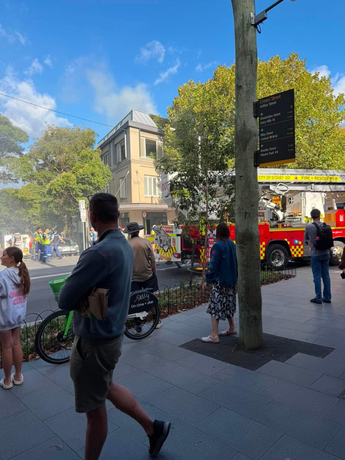 Crown street, Surry Hills fire: Saturday