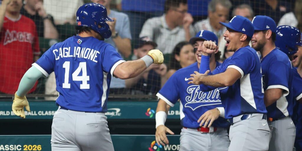 Italy defeats the US in the World Baseball Classic