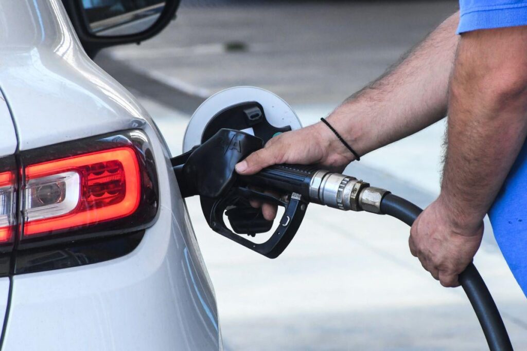 Fuels: Greece is in the top ten countries with the most expensive unleaded prices
