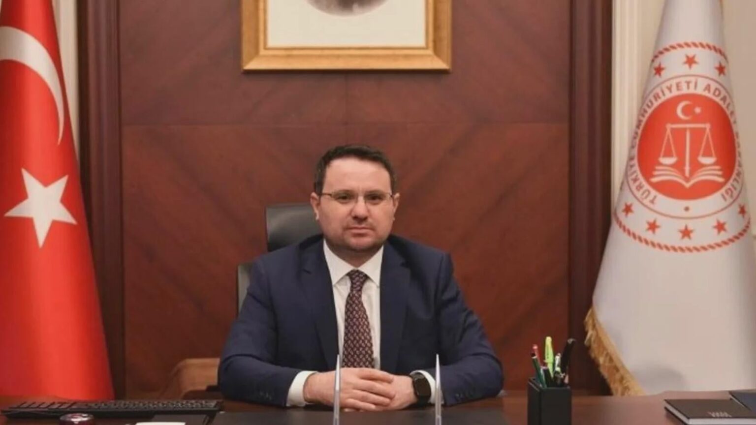 District land registry director who questioned Akın Gürlek's land registry records was arrested