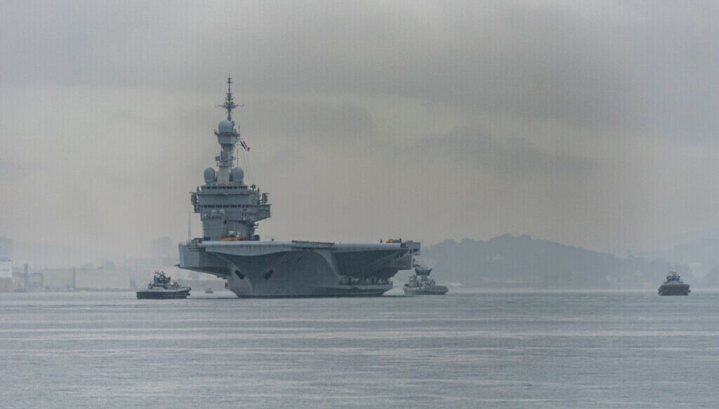 France withdraws nuclear-powered aircraft carrier