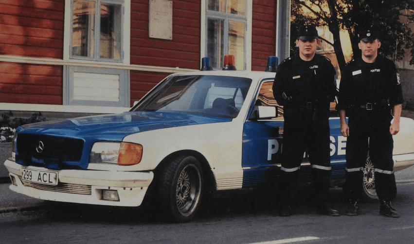 Valga police of the 90s. There was even a form then (at the very beginning, the Estonian police didn't even have a form). We drove what happened to be available.