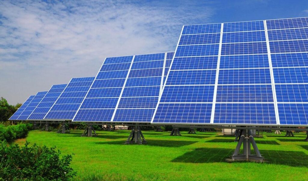 Romania will build the largest photovoltaic park in Europe for 1 billion euros, in the West of the country, in Arad