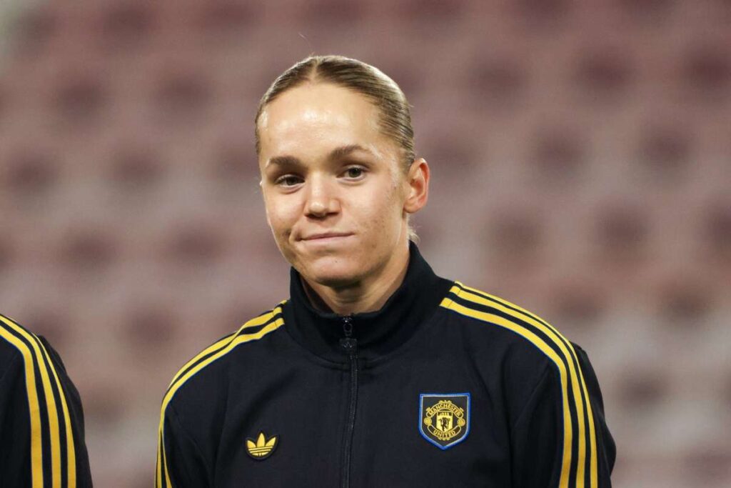 Manchester United and Sweden's Hanna Lundkvist on adapting to English football, the WSL title race and the Champions League