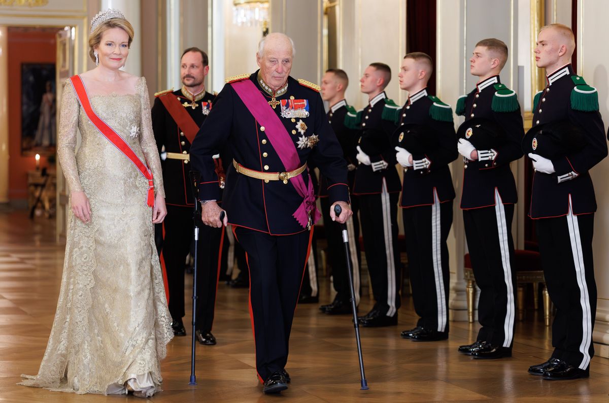 Atop her head, the Nine Provinces Tiara provided both sparkle and subtle diplomacy. Crafted in 1926 by Van Bever for Princess Astrid of Sweden, the piece is celebrated for its Art Deco elegance and convertible design.
