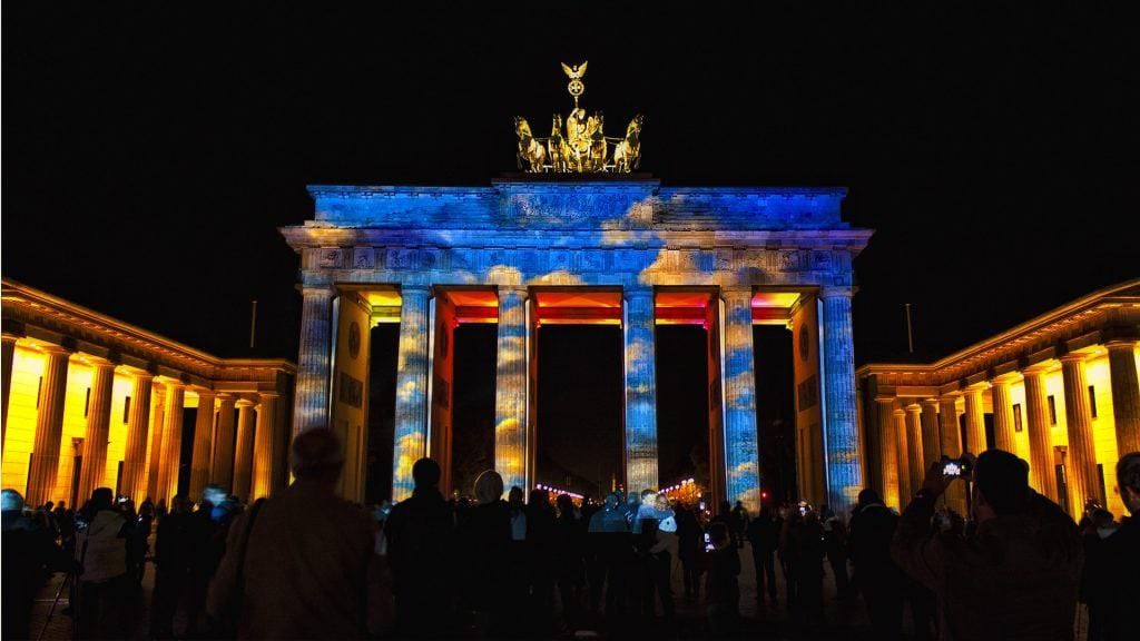 How is the party life this day in Germany