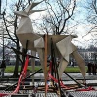 Ukraine's 'Origami Deer' sculpture rescued from frontline tours Europe | Nation