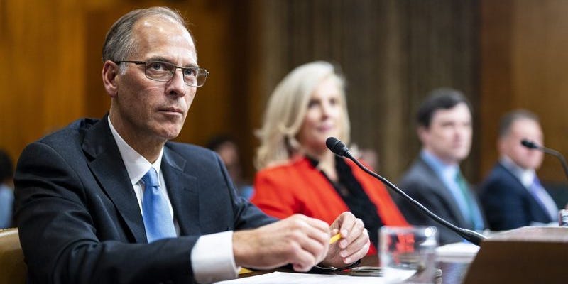 Recession Is a 'Serious Threat' As Oil, Weak Job Market Collide: Mark Zandi