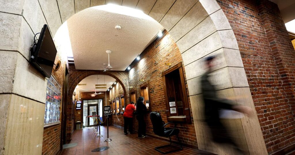 'A matter of time': Dubuque County officials aren't sure about AI possibilities | Tri-state News