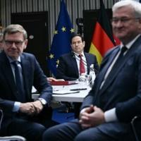 Putin hopes Iran war will shift focus from 'crimes' in Ukraine: German FM | National