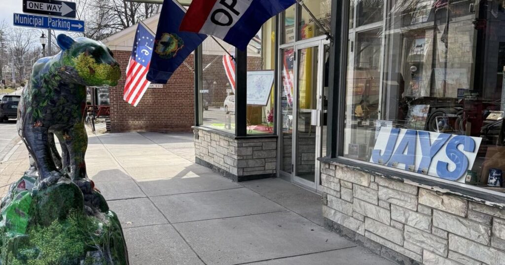 Jay’s Art Shop & Frame Gallery Announces Sale of Business | Business