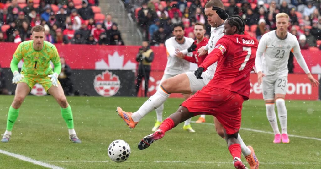 David scores twice, Buchanan shown red as Canada battles back to tie Iceland 2-2 | National Sports David scores twice, Buchanan shown red as Canada battles back to tie Iceland 2-2 | National Sports