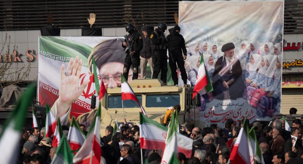 When Do Mass Protests Topple Autocrats?