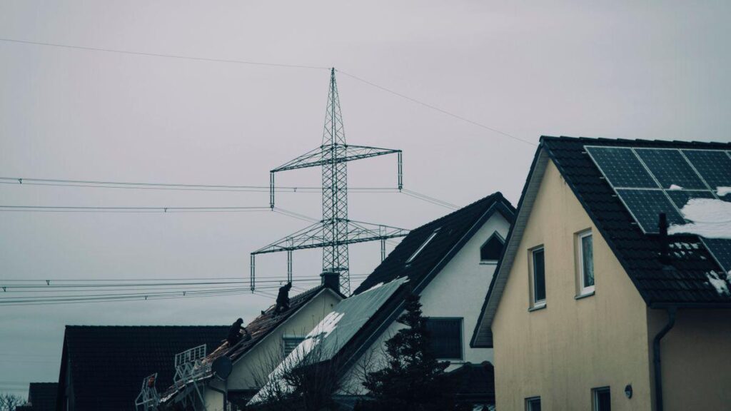 Prices in new contracts - electricity tariffs have increased by around 15 percent due to the Iran war