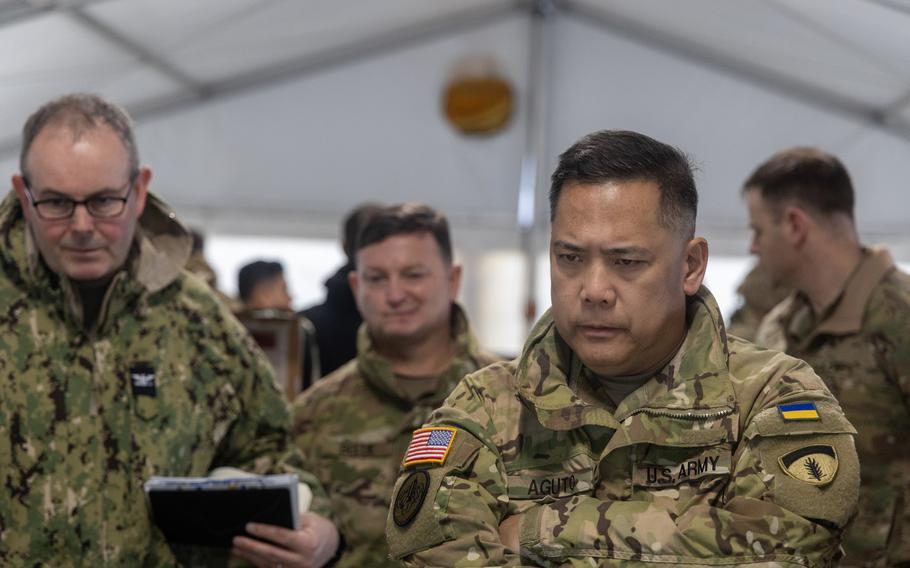 Former US general got drunk in Kyiv, suffered concussion, left classified maps on train, watchdog finds