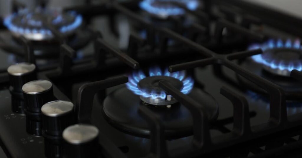 Romgaz is postponing the market entry for the population until 2027, although it promised offers from the spring. "Things were approached politically"