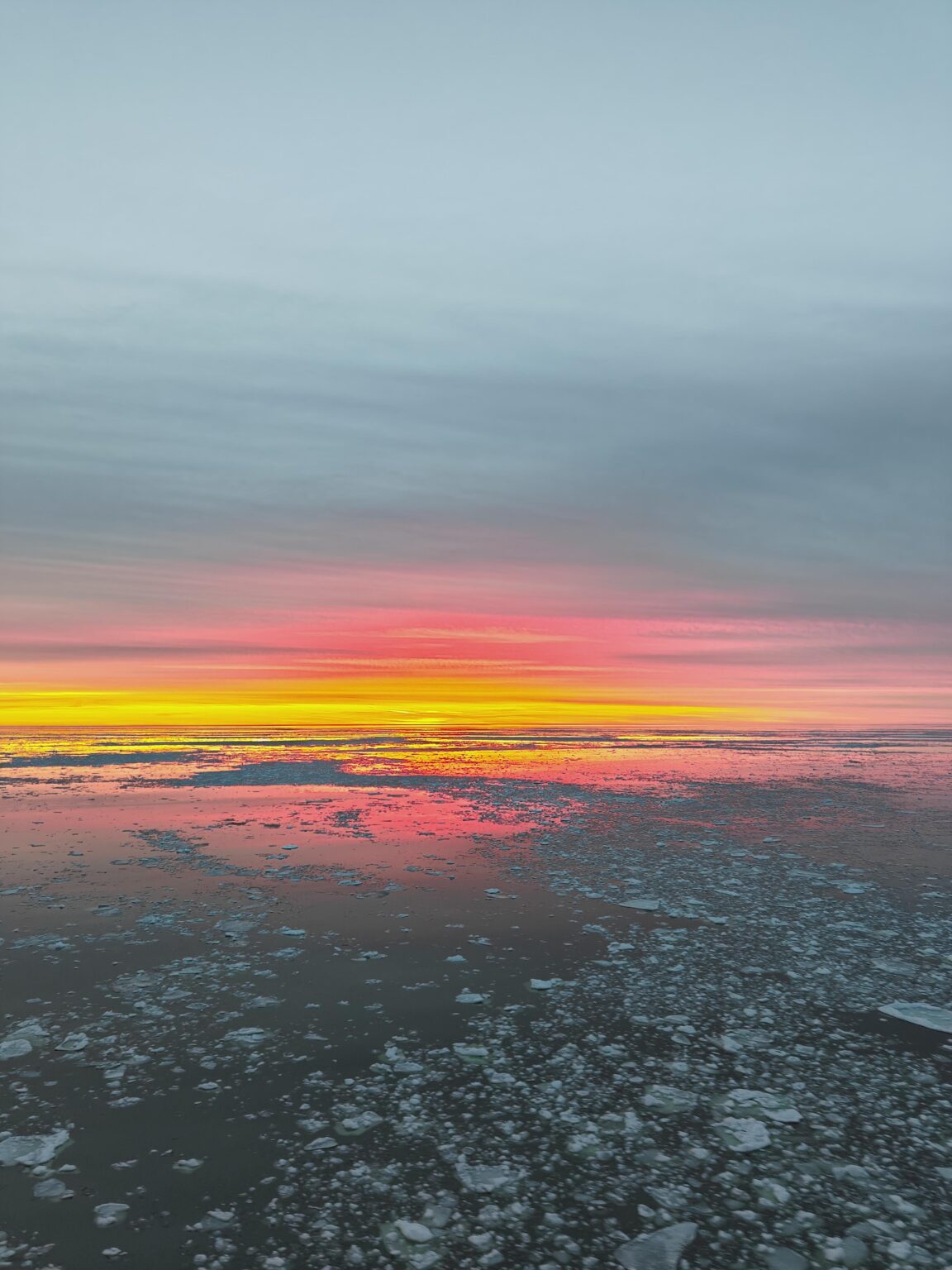 Stunning sunset on the gulf of Finland today
