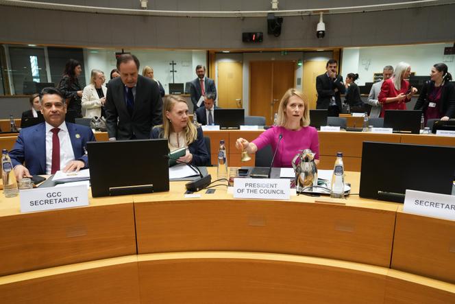 Fahad Aljaimaz, head of the Gulf Cooperation Council delegation to the European Union, and Kaja Kallas, EU foreign policy chief, during a videoconference with EU foreign ministers and Gulf Cooperation Council representatives in Brussels, March 5, 2026.