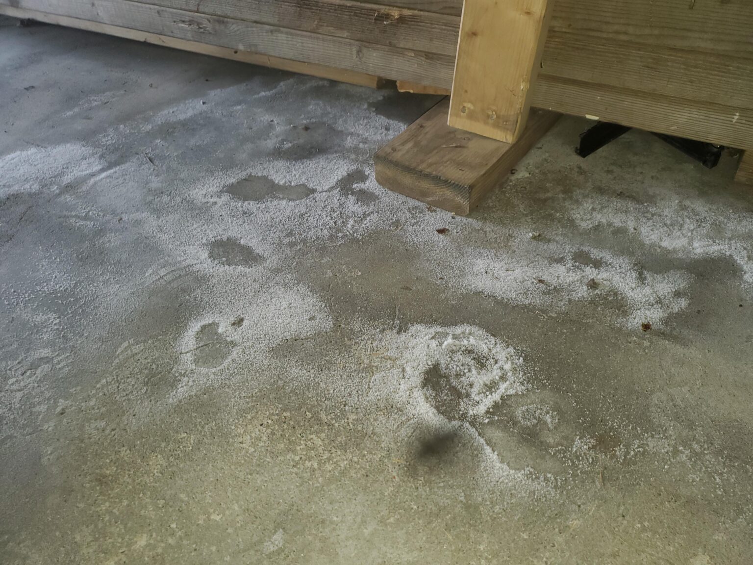 Mystery Garage Salts -- Foundation/Structure Inspectors in Nordre Follo?