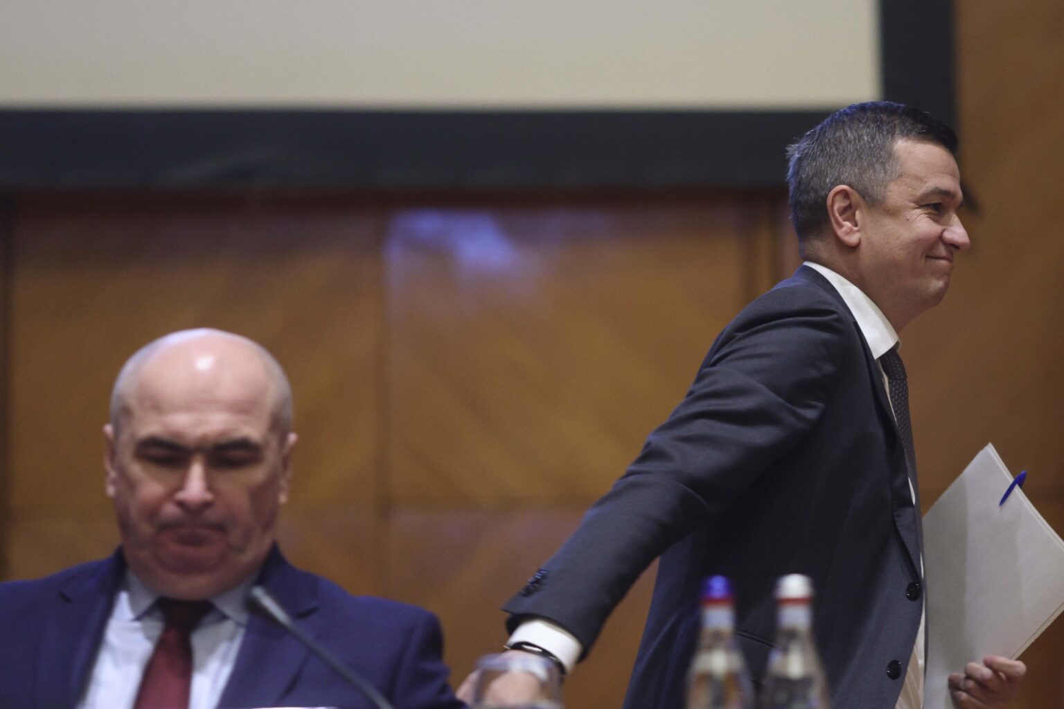 PSD forces the departure of Bolojan and USR from the Government. "You can't deal with them anymore. Bolojan is the same as USR". The operation is due to start from Sunday