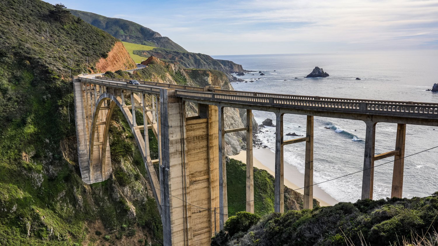 Big Little Lies filming location-Bixby Creek Bridge on the Big Sur coast of California, USA