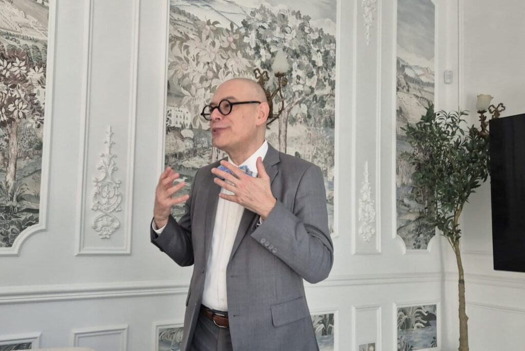 Romania enters this period with a more fragile consumer than European average Romania enters this period with a more fragile consumer than European average