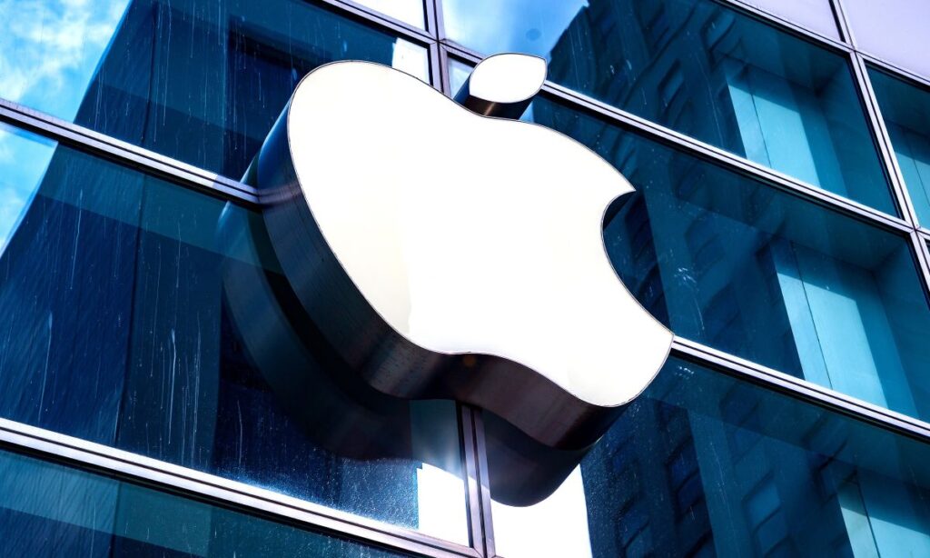 Apple Hires Former Google Executive to Lead AI Product Marketing Push Apple Hires Former Google Executive to Lead AI Product Marketing Push