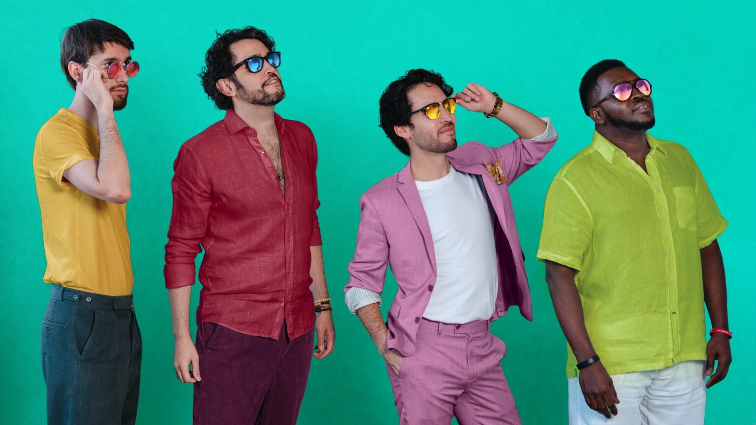 The Rolling Estonian: Blumarelo’s “Bones All Around” Reminds us that Music is Resilience