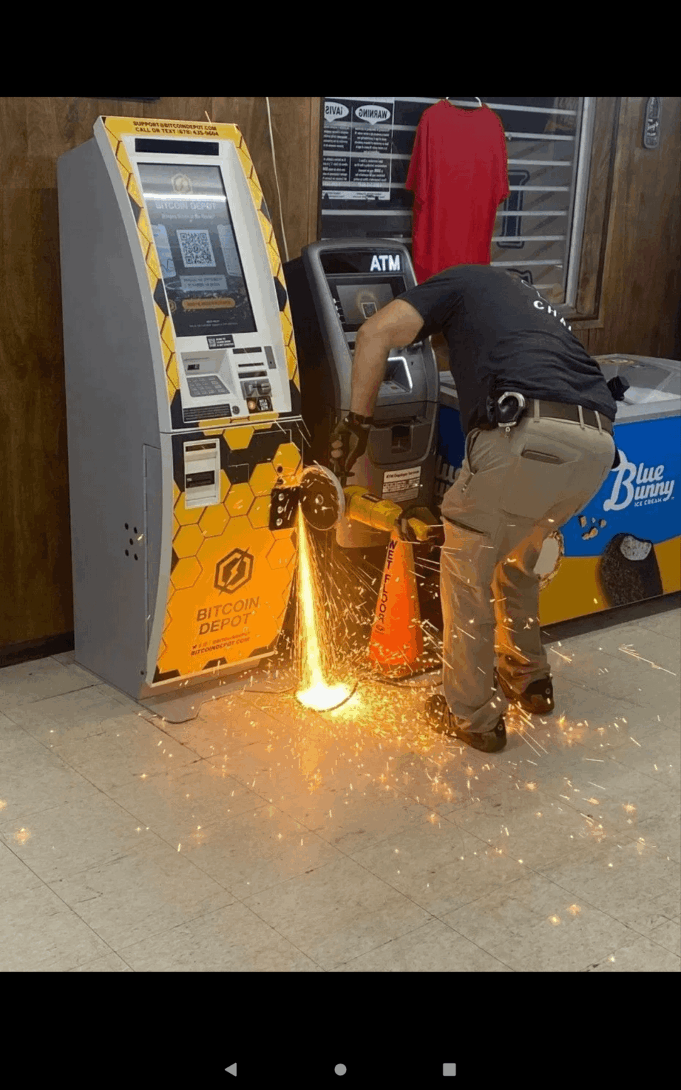 Jasper County S.O. obtained a search warrant and recovered nearly $32,000 from a Bitcoin machine, including $25,000 a family almost lost to what Havard calls 'online scammers.'