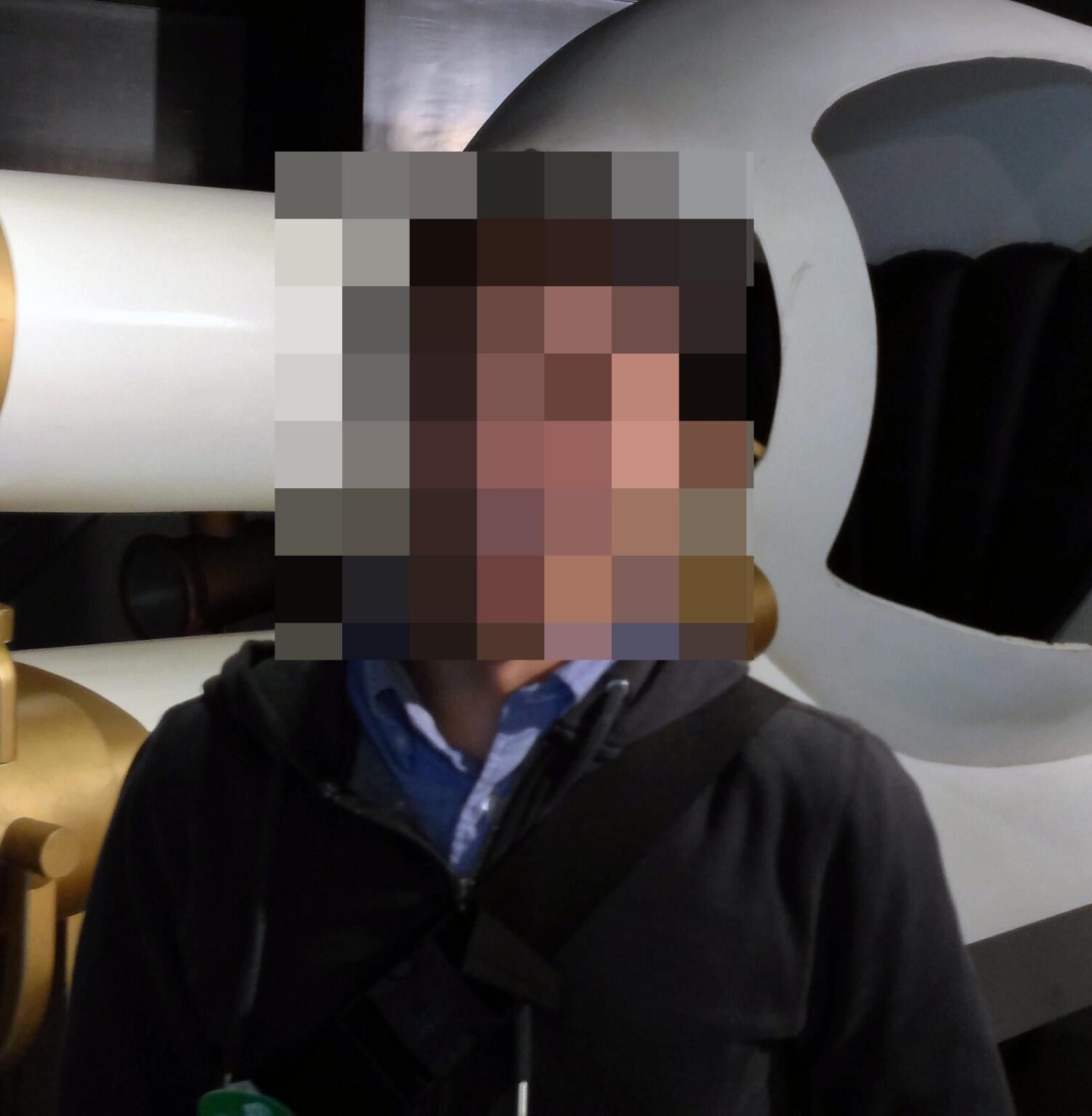 44-year-old "Kenichi Sato" thought he had met the perfect woman. There was only one problem- she carried around a big portable shrine wherever she went in a big blue IKEA bag.