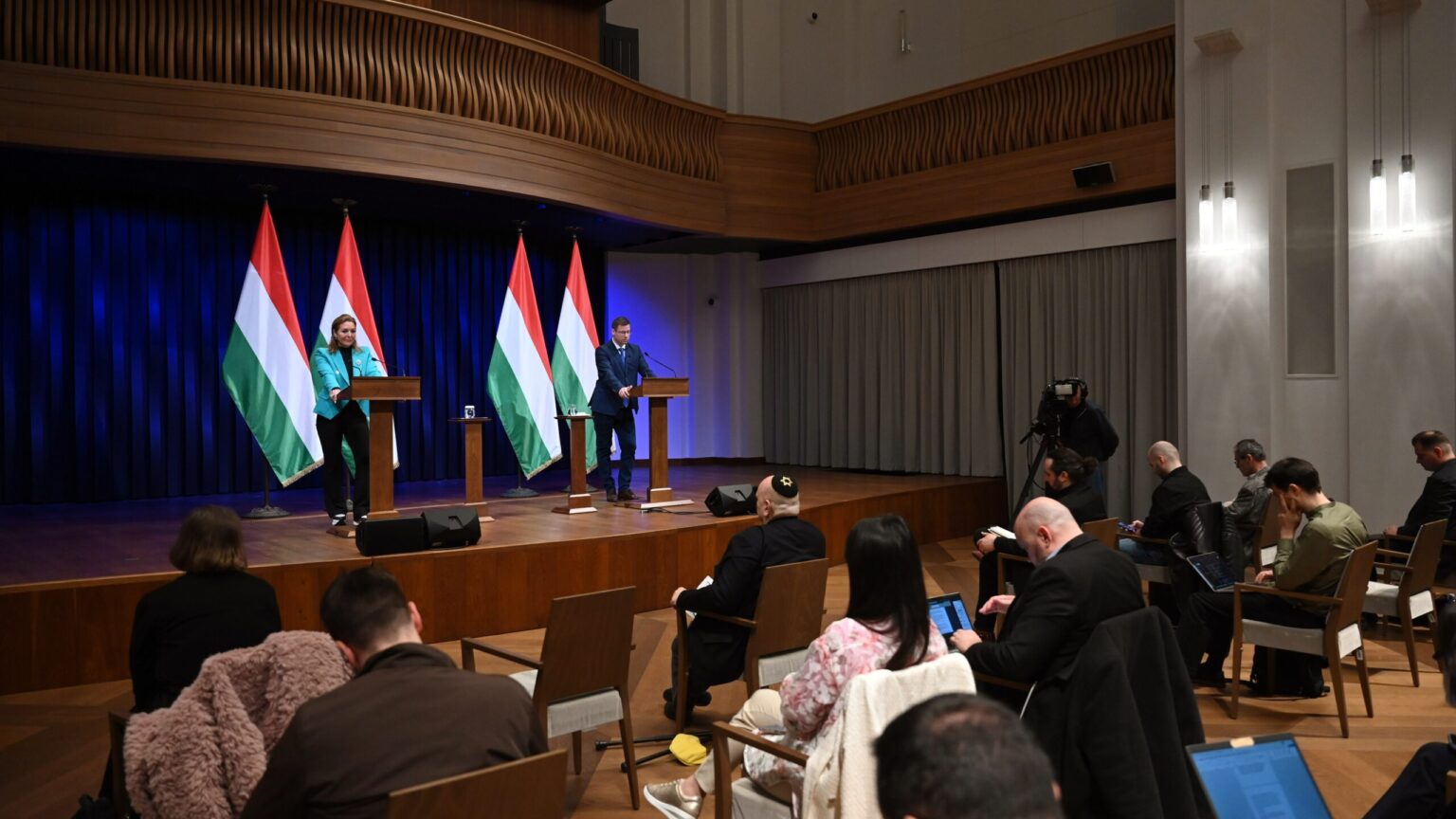 Hungary Links EU Support for Ukraine to Restart of Druzhba Oil Pipeline