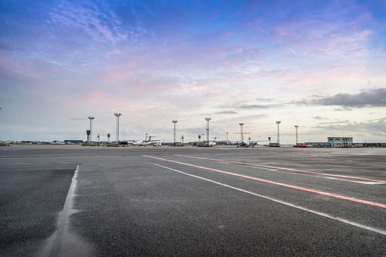 Denmark launches first domestic flight using SAF made from UCO - Biofuels International Magazine