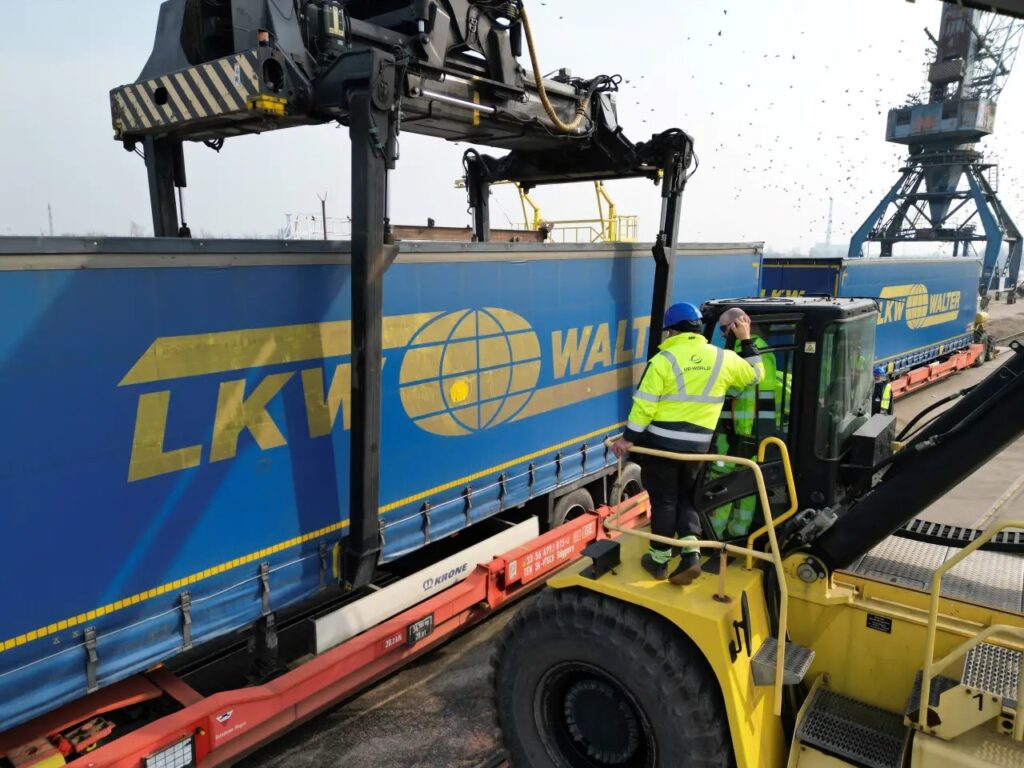 Serbia launches first intermodal rail connection with Germany