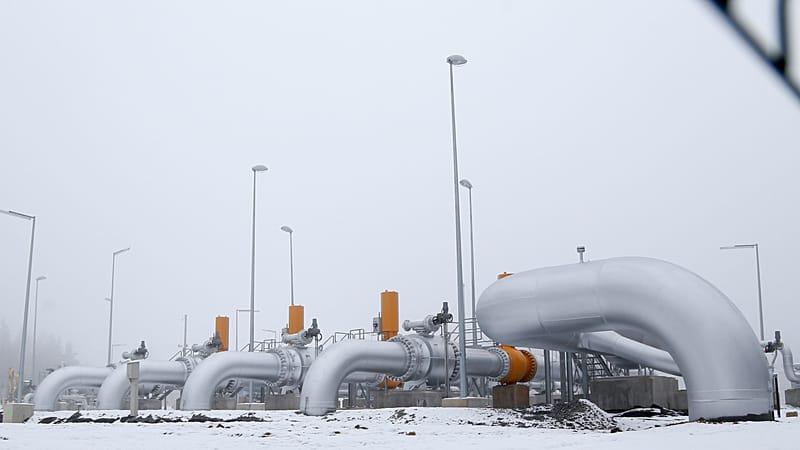 European gas prices jump by up to 45 percent after Qatar LNG stop