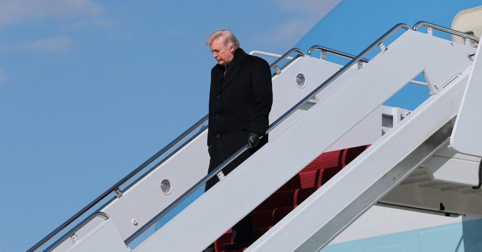 Trump postpones military strikes on Iranian power plants