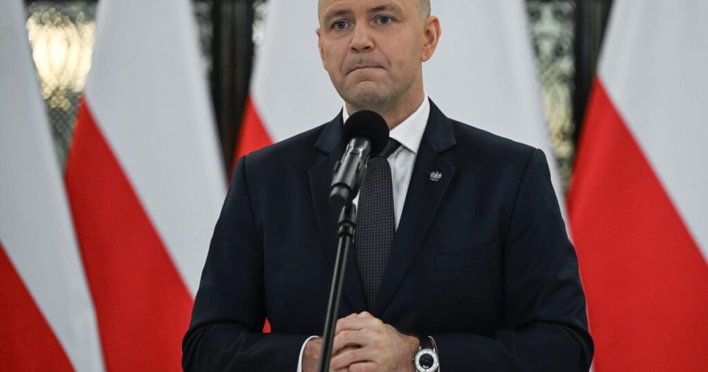 Polish president hunts for alternatives to EU defense loans – POLITICO