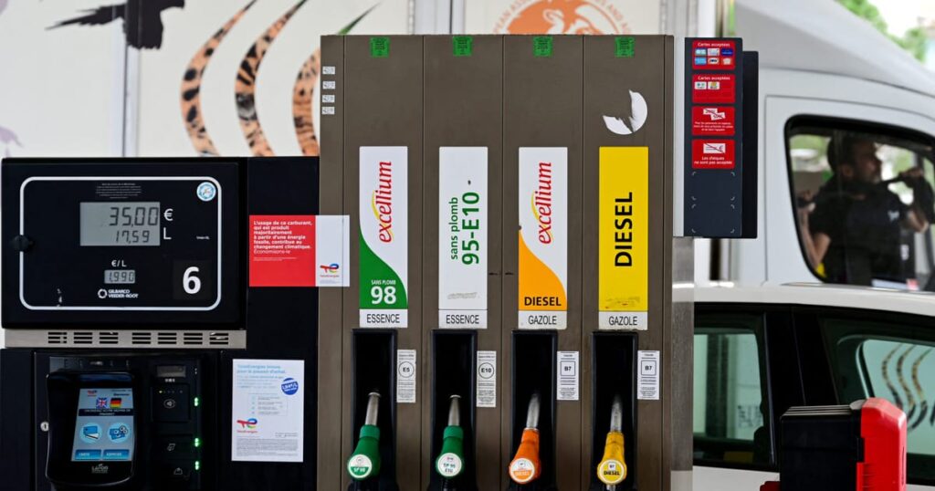 France to spend €70M on fuel subsidies for farmers, trucks and fishermen in April – POLITICO