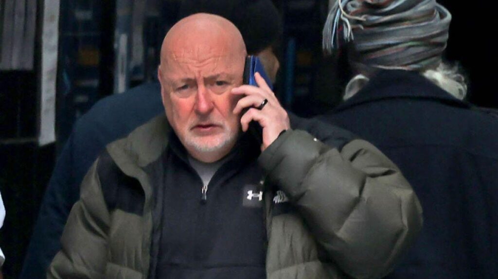 The 'drunk' patriot who pushed workmen off a ladder wrongly believing they were taking down Union Jacks