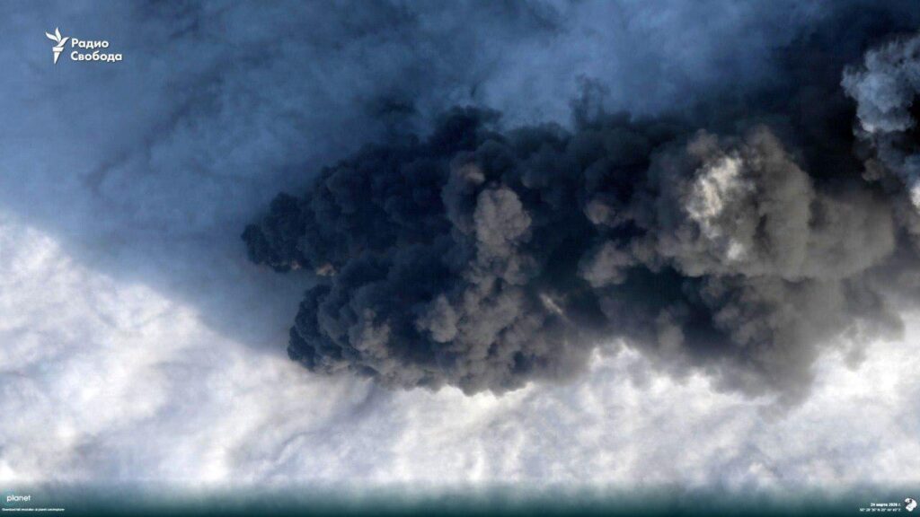 Fire Engulfs Multiple Berths and Two Tankers at Transneft Port of Primorsk