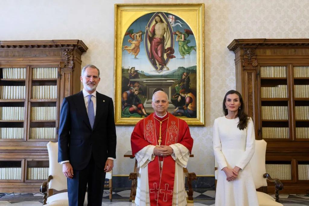 Pope Leo XIV receives the King and Queen of Spain in audience