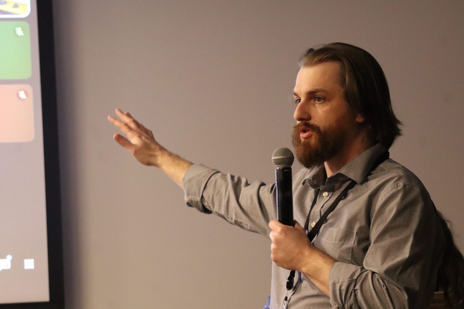 At Environment Board meeting, coordinator shares updates on city's waste haul, composting efforts