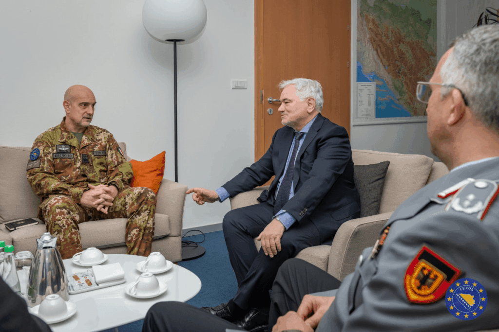 EUFOR Commander Major General Fronda met with the Ambassador of Germany to BiH