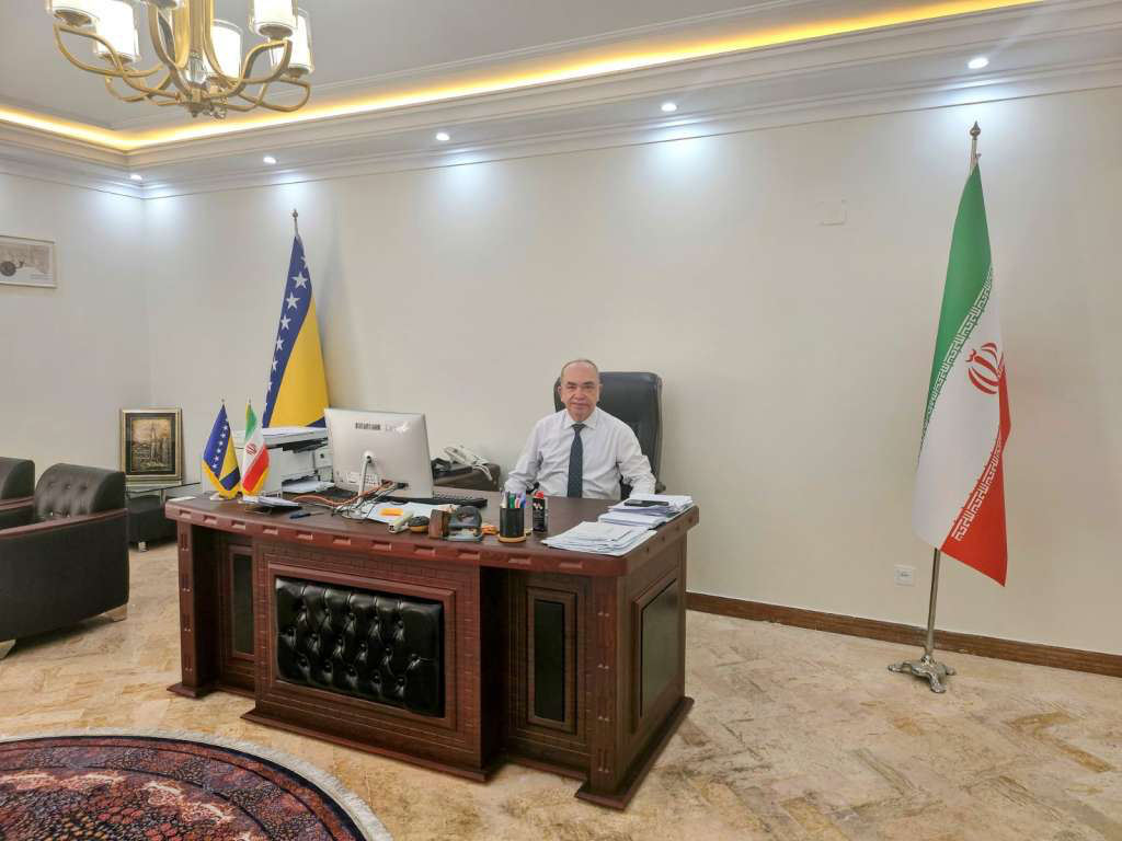 Staff of the Embassy of Bosnia and Herzegovina leaves Tehran