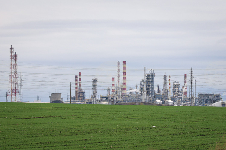 Bulgaria Introduces Monitoring Measures as Authorities Assess Fuel Market amid Hormuz Strait Tensions