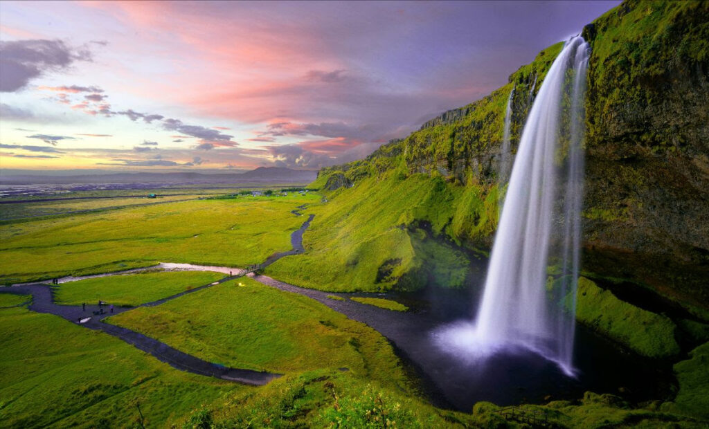 Iceland Eclipse Lineup: Desert Hearts, ANNA, And More Added Iceland Eclipse Lineup: Desert Hearts, ANNA, And More Added